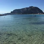 Casa Fabio Mondello\'S Bay